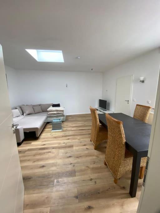 Neues Bungalow Fuer Bis Zu 4 Personen Oberhausen  Exterior foto
