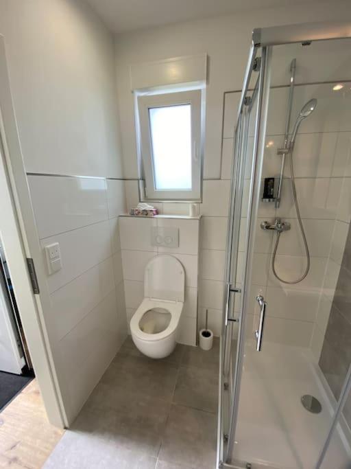 Neues Bungalow Fuer Bis Zu 4 Personen Oberhausen  Exterior foto